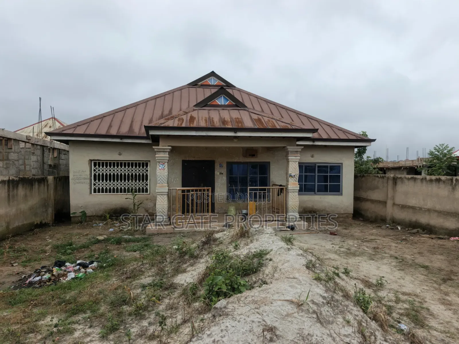 3bdrm House in Asuofia Achiase, Kumasi Metropolitan for sale