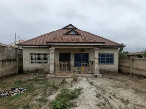 3bdrm House in Asuofia Achiase, Kumasi Metropolitan for sale