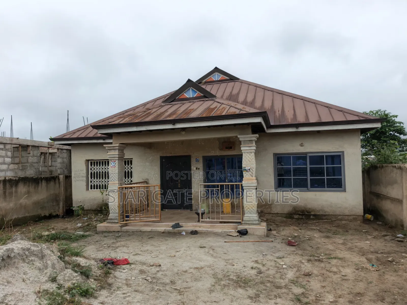 3bdrm House in Asuofia Achiase, Kumasi Metropolitan for sale