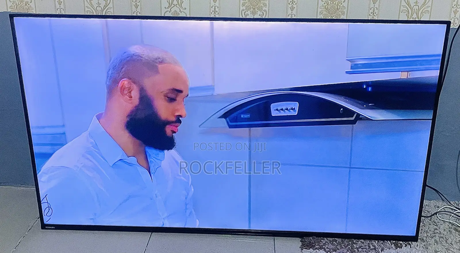 Australia Used Toshiba Android Smart Uhd HDR Digital 55 Inches