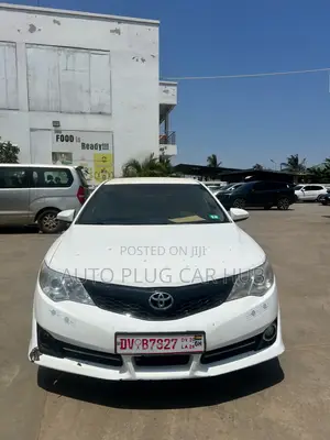 Toyota Camry 2014 White