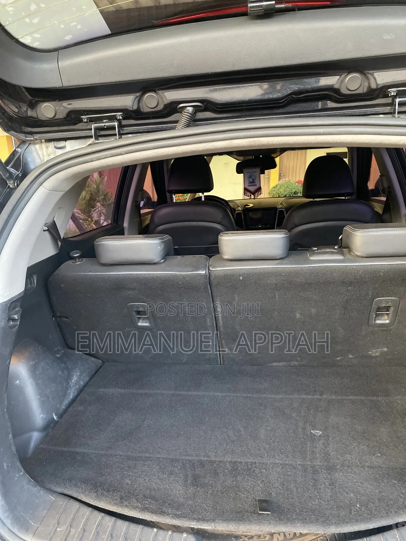 SsangYong Tivoli 2017 Black