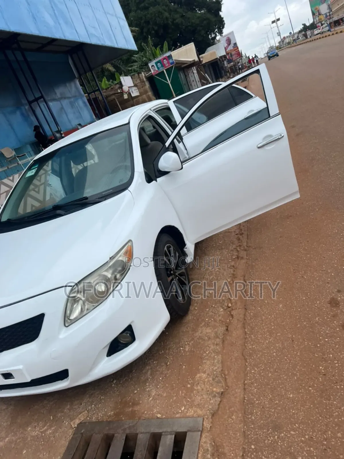 Toyota Corolla LE 4dr Sedan (1.8L 4cyl 4A) 2010 White
