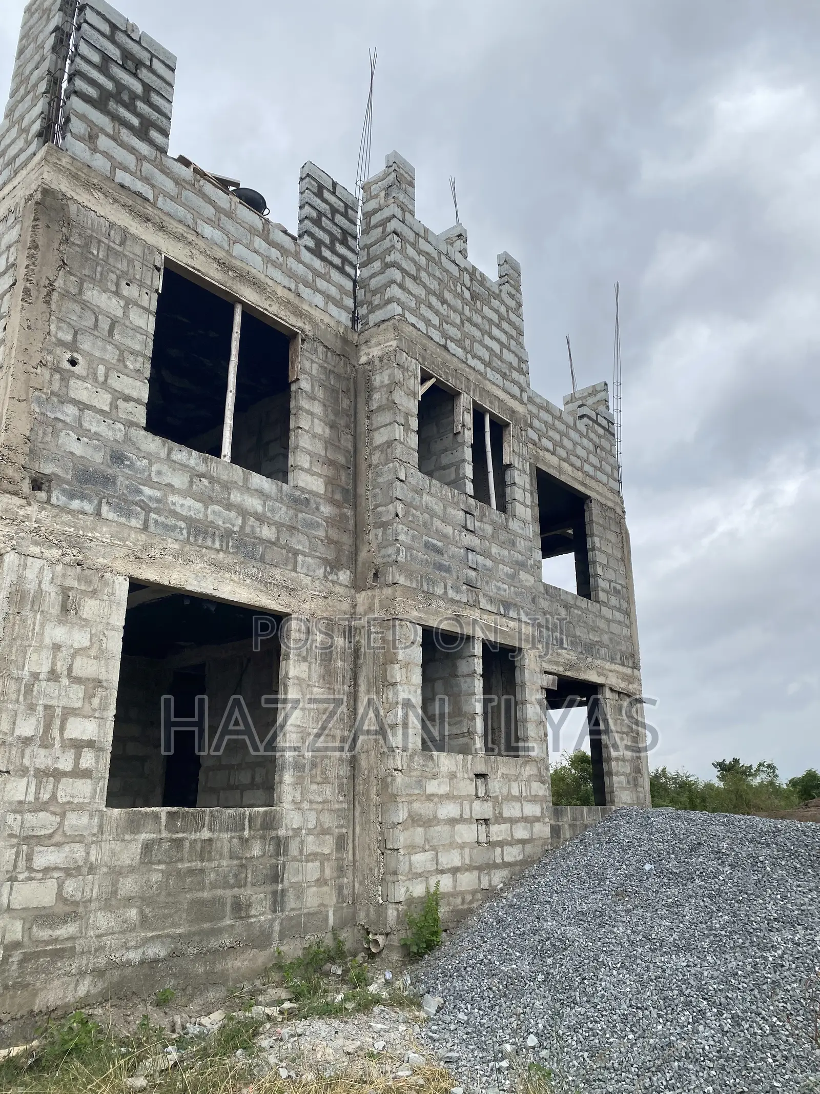Building Construction in Accra