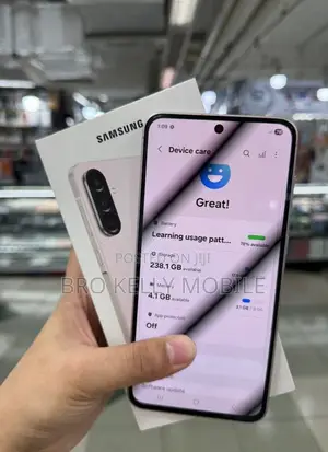 New Samsung Galaxy A56 256 GB Purple