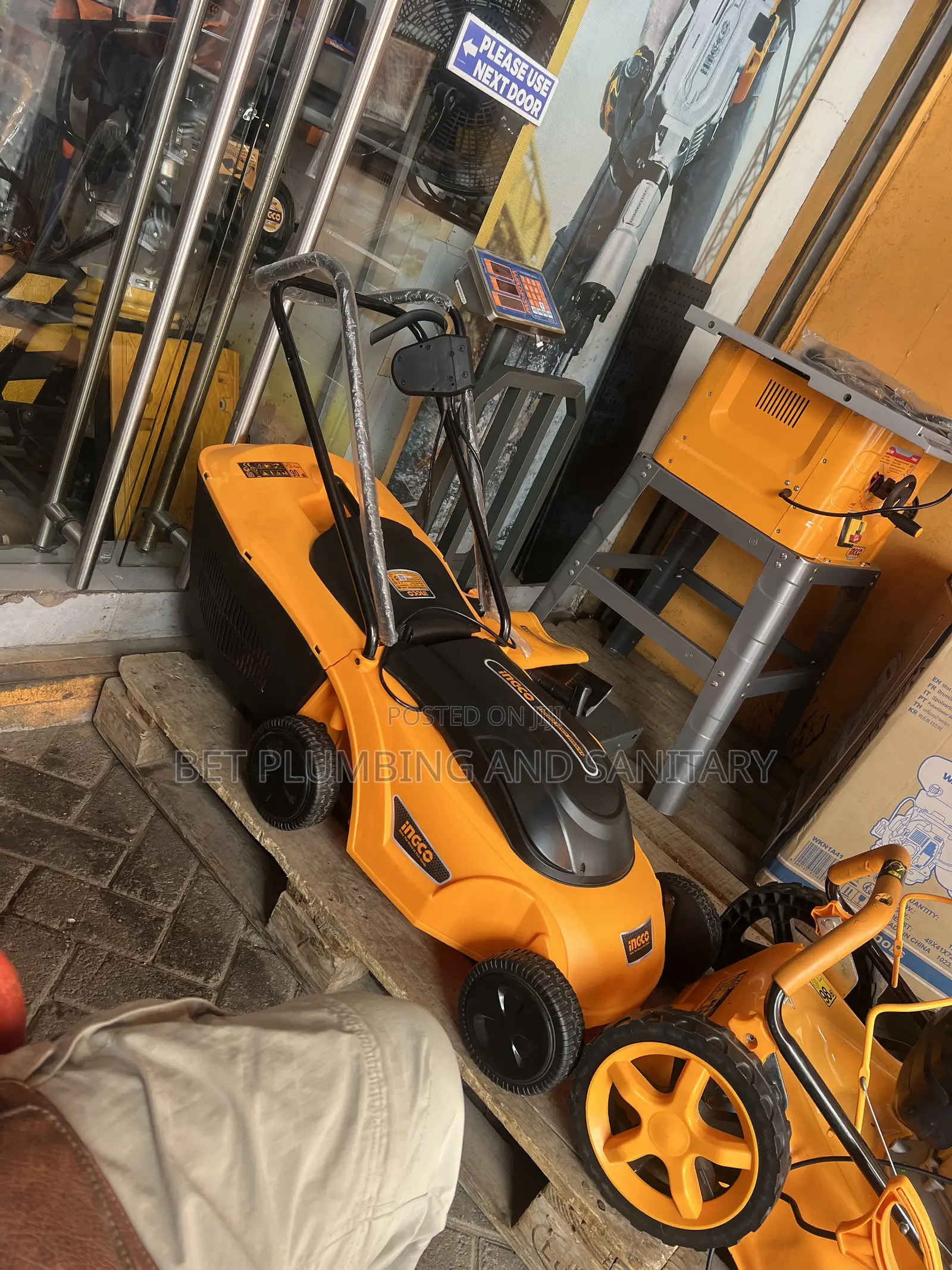 Automatic 5.5hp Ingco Gasoline Lawn Mower