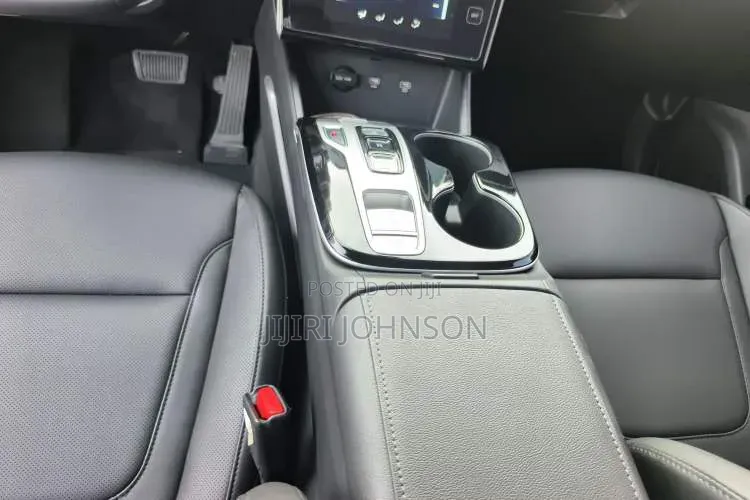 Hyundai Tucson 2021 White
