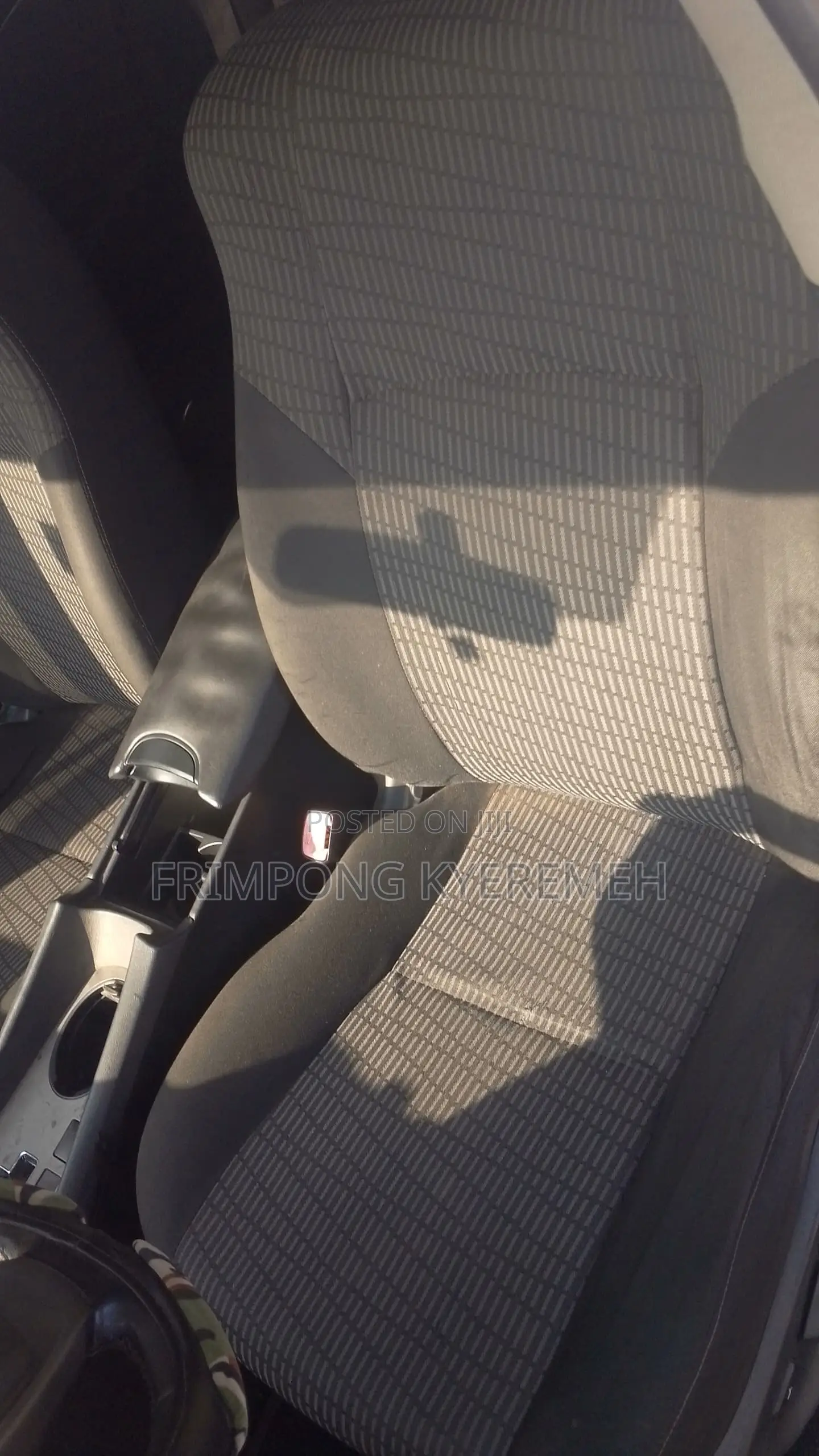 Toyota Avensis 2011 Gray
