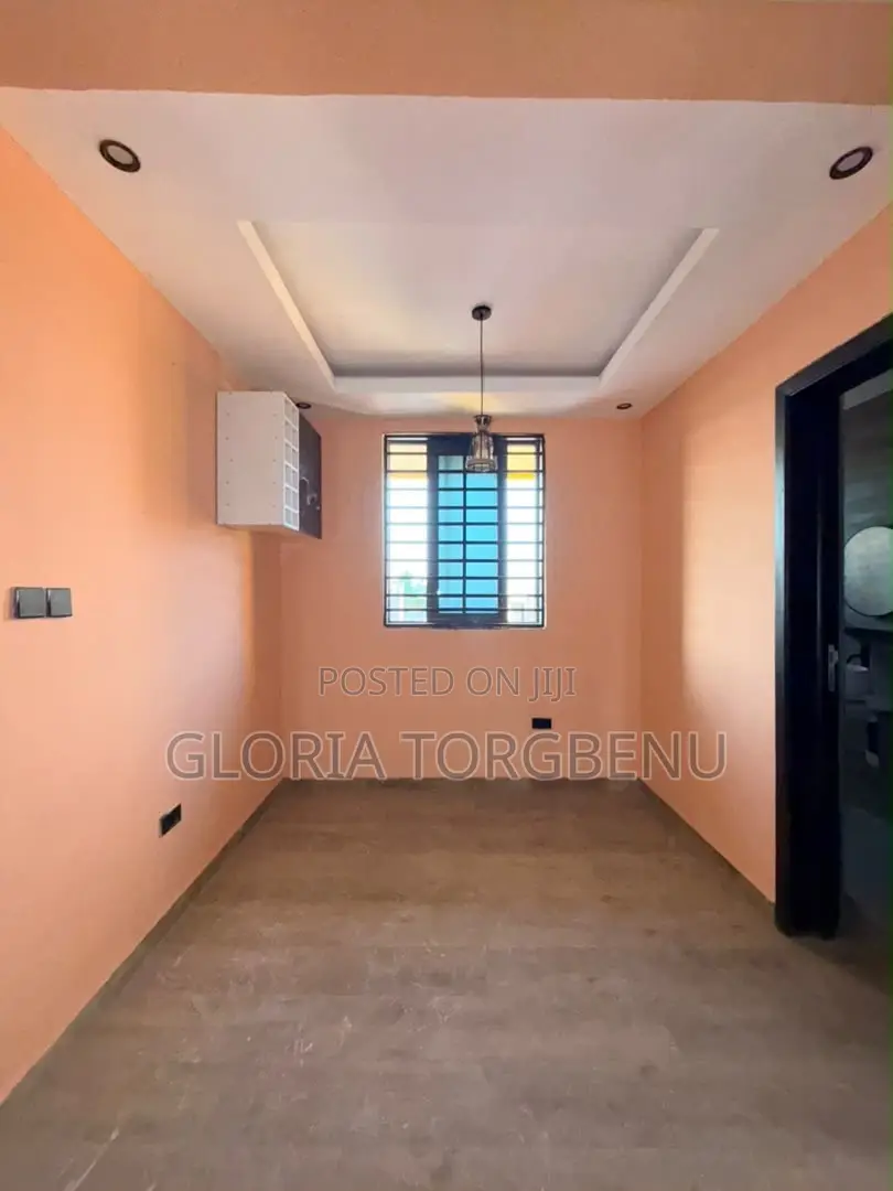 2bdrm Apartment in Haatso for rent