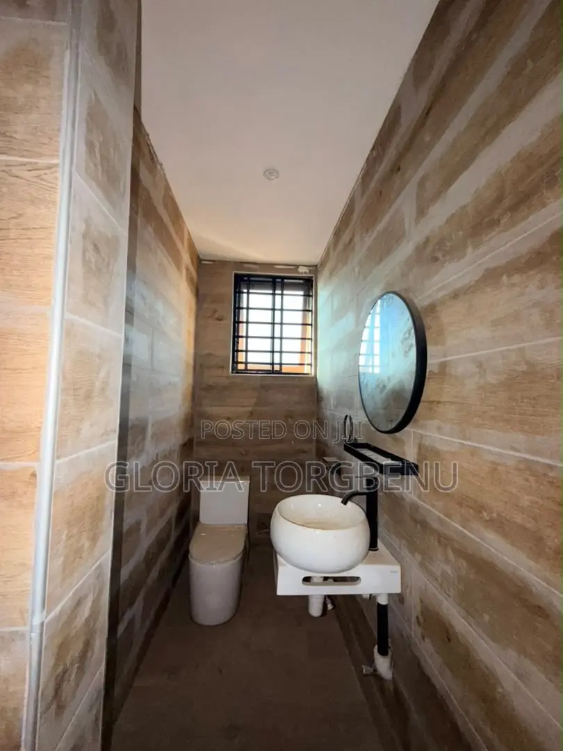 2bdrm Apartment in Haatso for rent