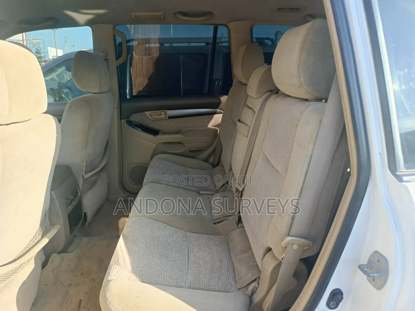 Toyota Land Cruiser Prado 2010 White
