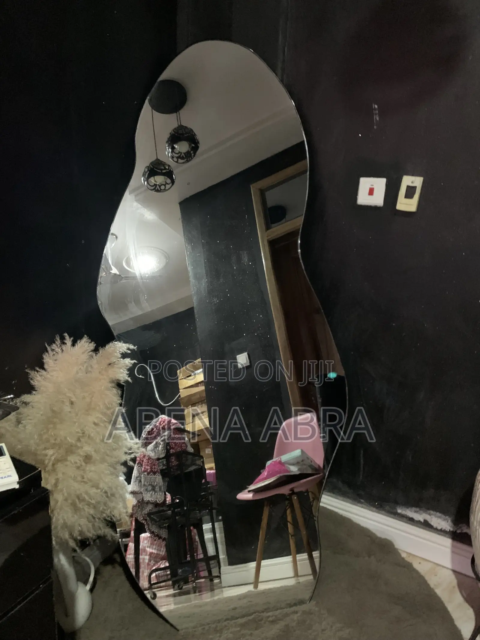 BIG Mirror