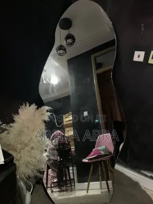 BIG Mirror