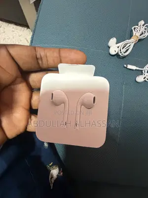 Genuine Apple EarPods Lightning Connector
