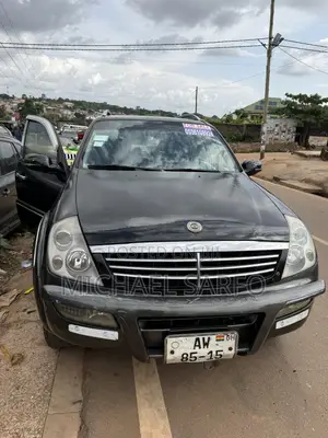 SsangYong Rexton 2005 Black
