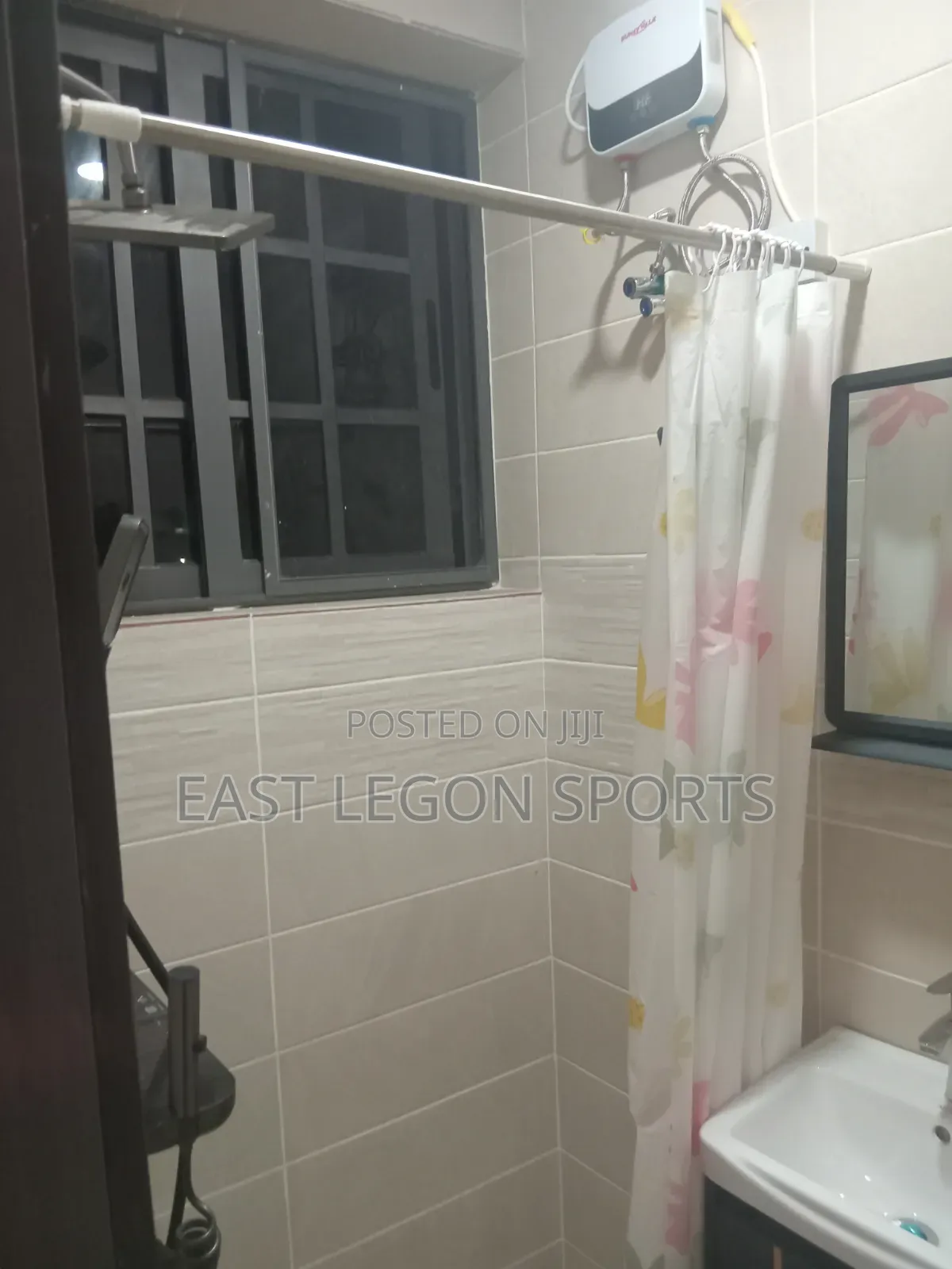 Shop Office Room Flats With Solar Power AC 65 Sqre Metres East Legon
