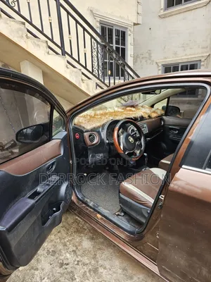 Toyota Vitz 2012 Brown