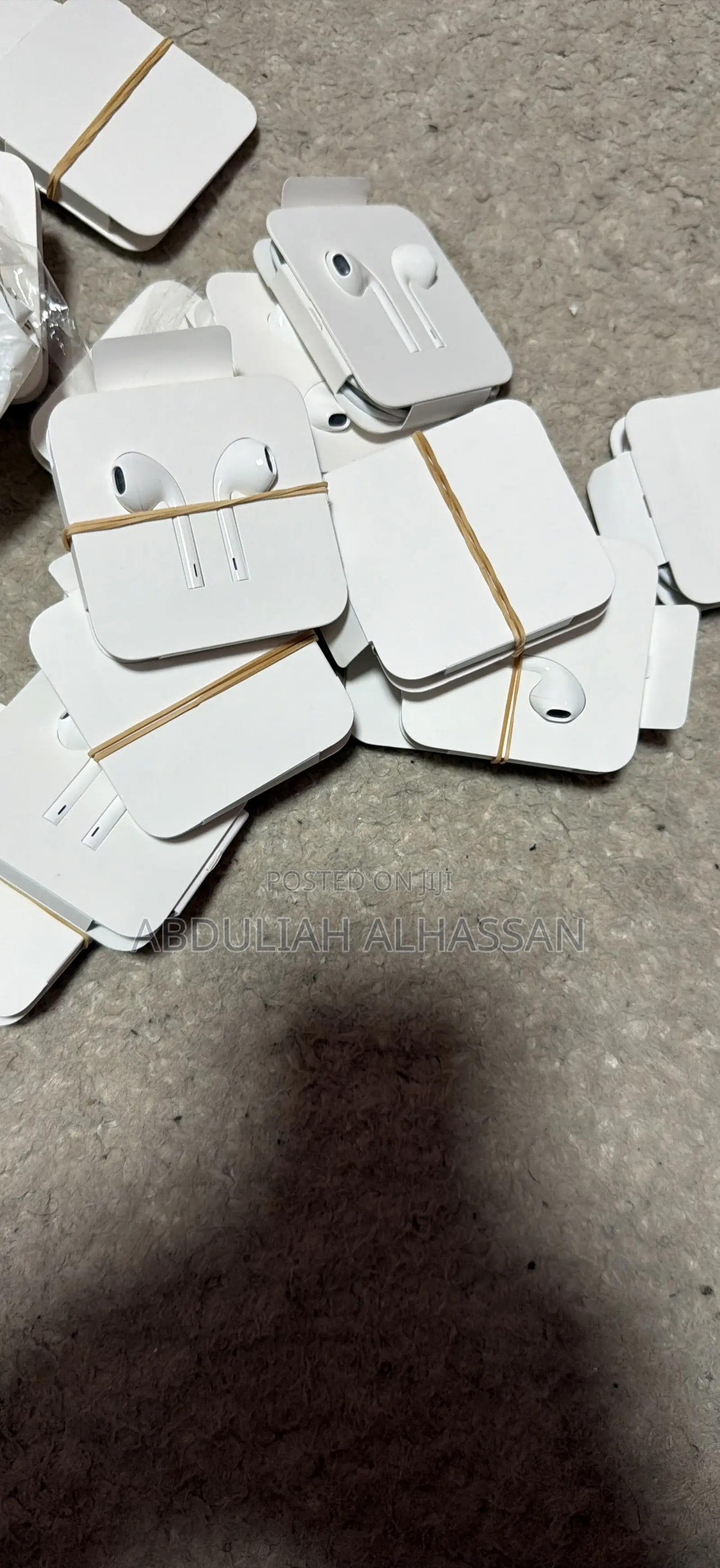 Genuine Apple EarPods Lightning Connector