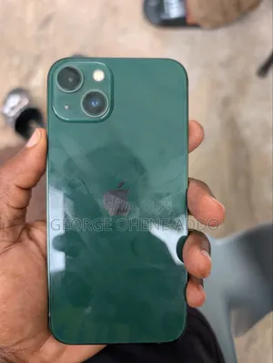 Apple iPhone 16 128 GB Green