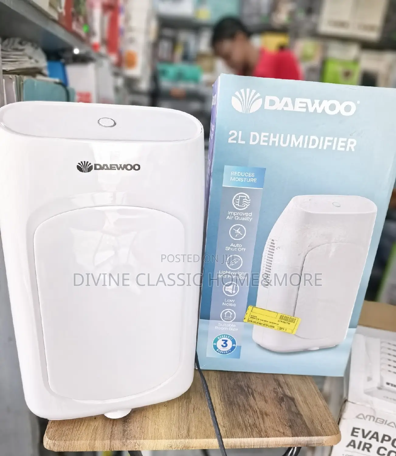 2lit Daewoo Dehumidifier