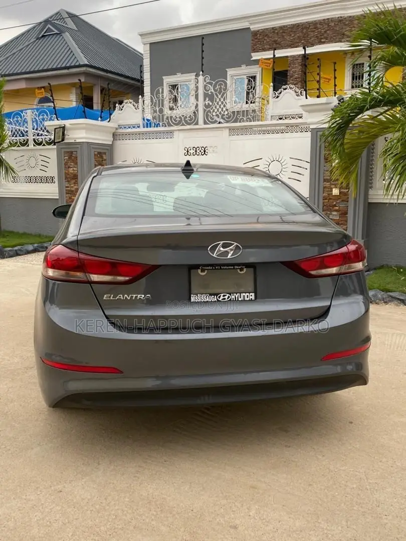 Hyundai Elantra Limited 2018 Gray