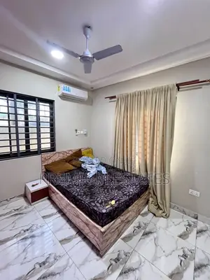 2bdrm House in Lake Side Estate for sale