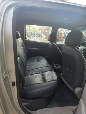 Toyota Hilux 2009 Silver