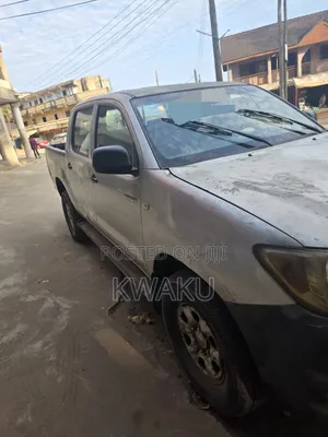 Toyota Hilux 2009 Silver