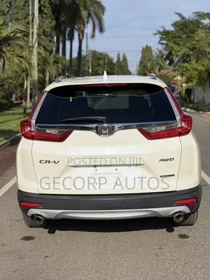 Honda CR-V Touring 4dr SUV AWD (1.5L 4cyl CVT) 2017 White