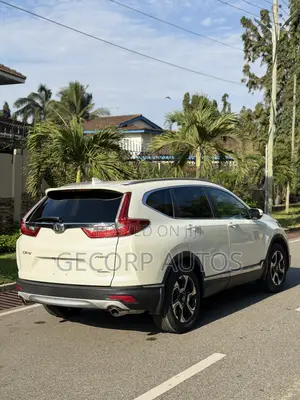 Honda CR-V Touring 4dr SUV AWD (1.5L 4cyl CVT) 2017 White