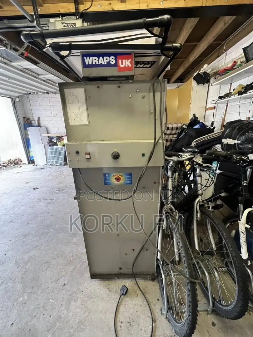 Industrial Shrink Wrapper and Sealer Machine