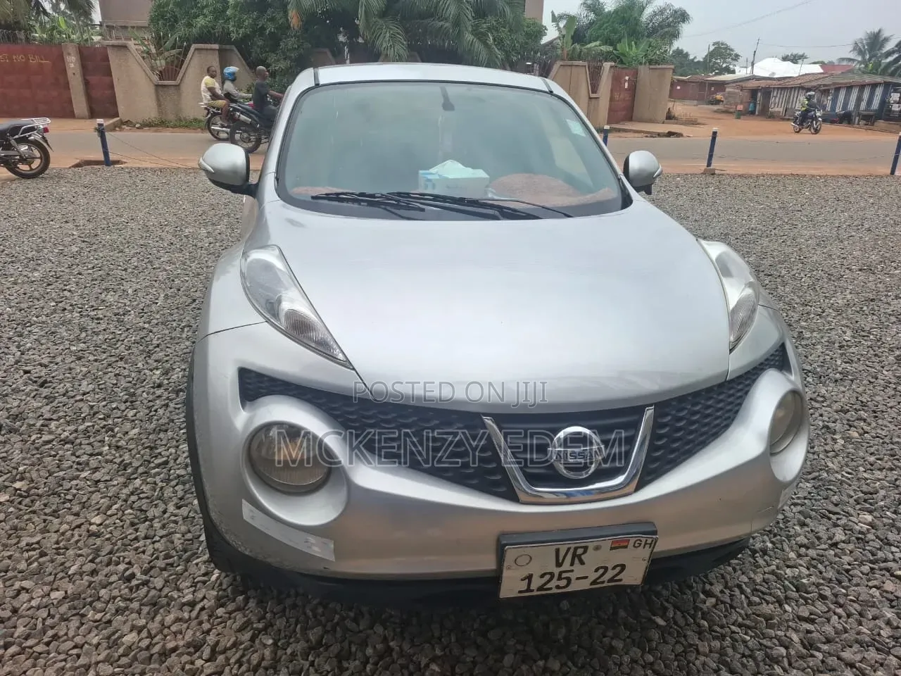 Nissan Juke 2011 Gray