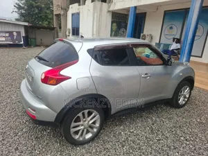 Nissan Juke 2011 Gray