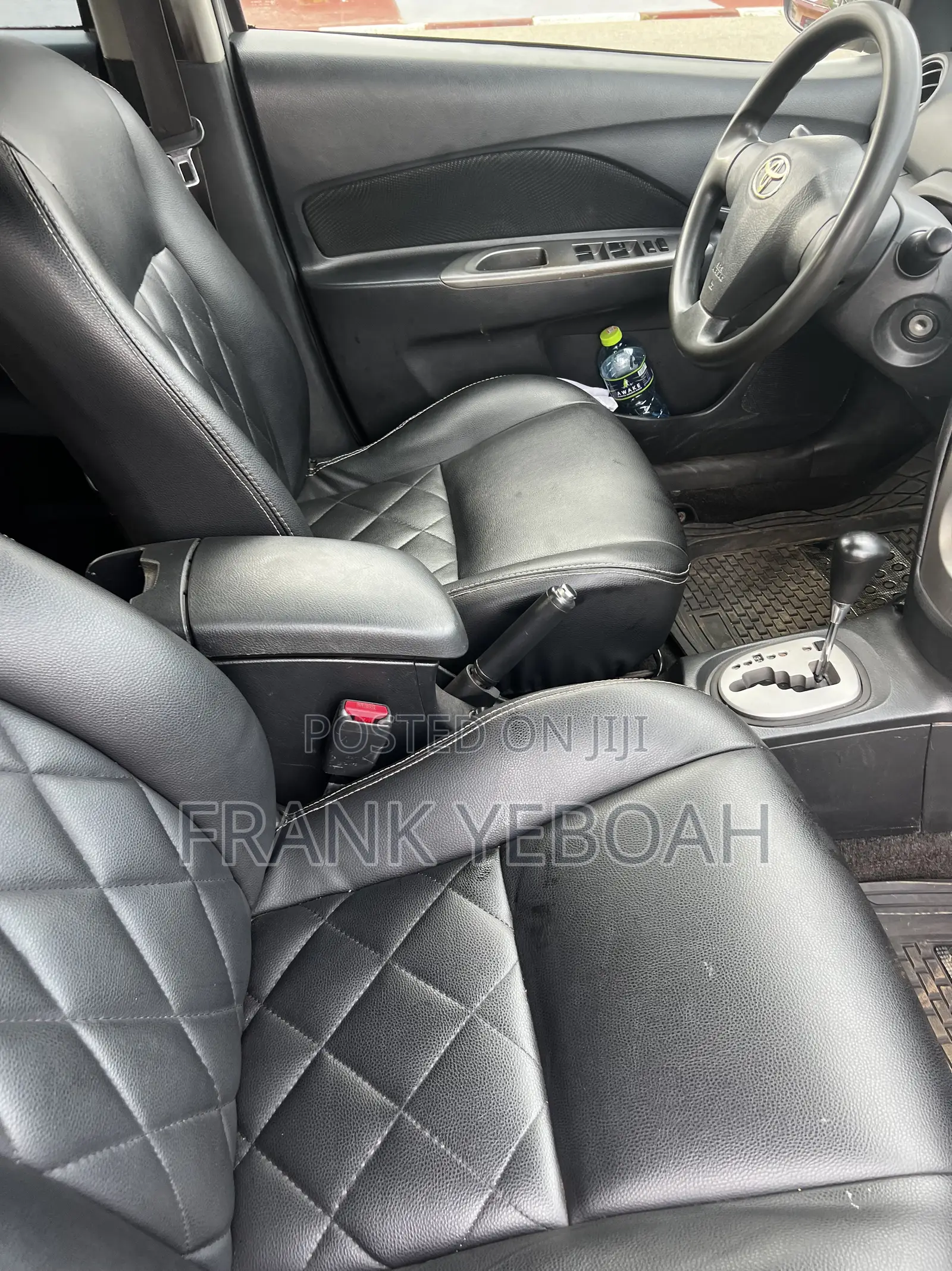 Toyota Yaris 2010 Gray