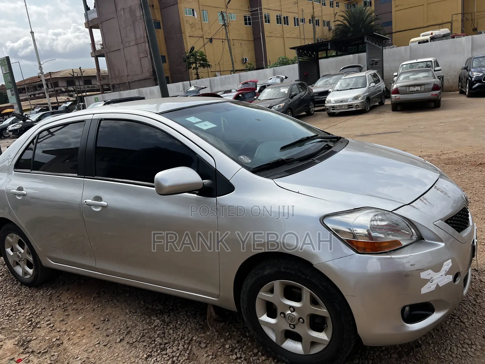 Toyota Yaris 2010 Gray