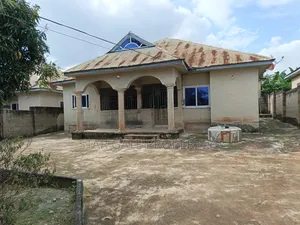 4bdrm House in Kumasi Metropolitan for sale