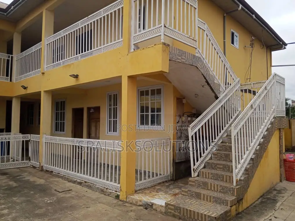 3bdrm Apartment in Ablekuma for sale