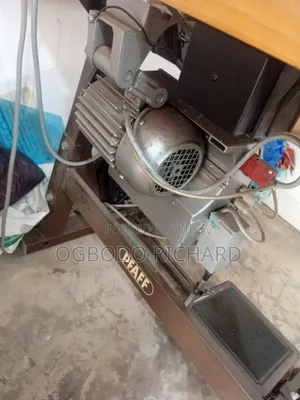 Industrial Sewing Machine
