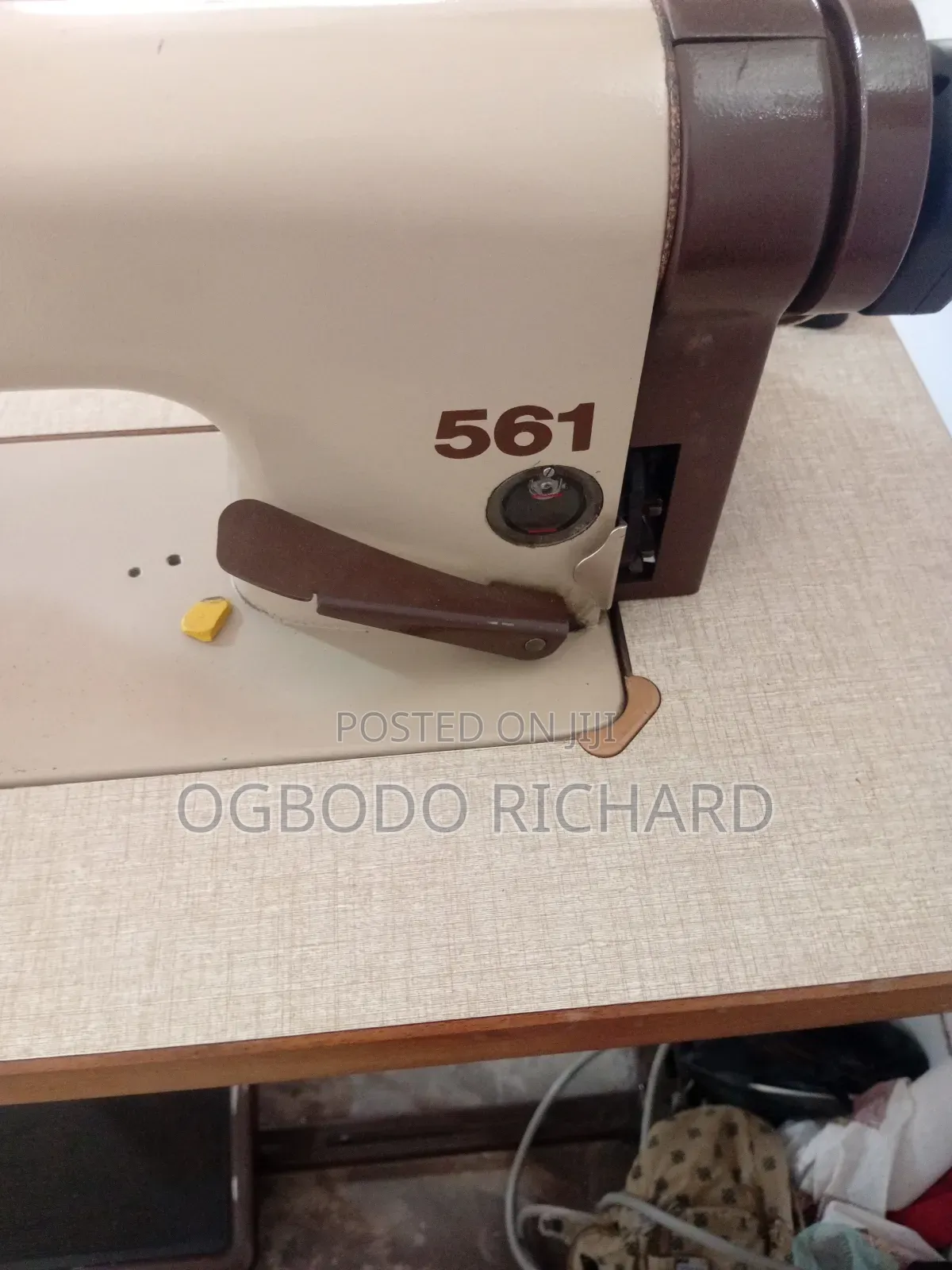 Industrial Sewing Machine
