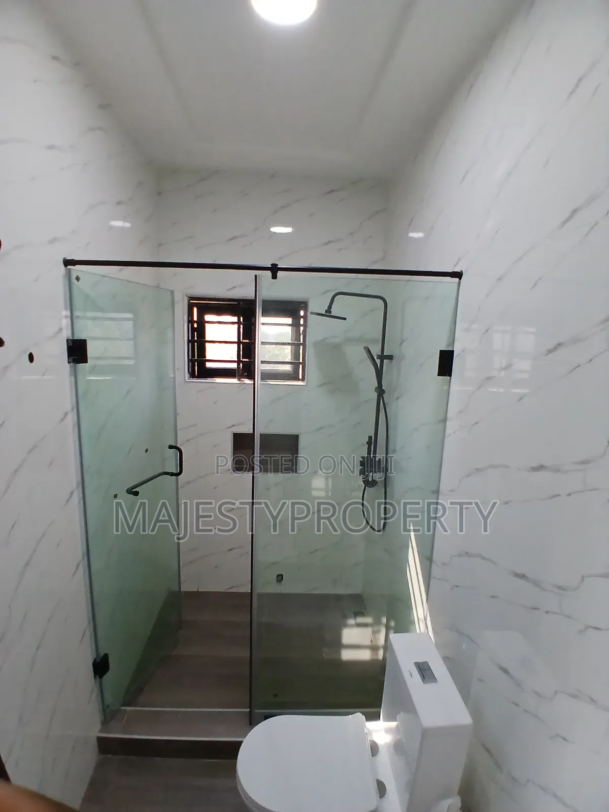 4bdrm House in Batsona, Baatsona Total for sale