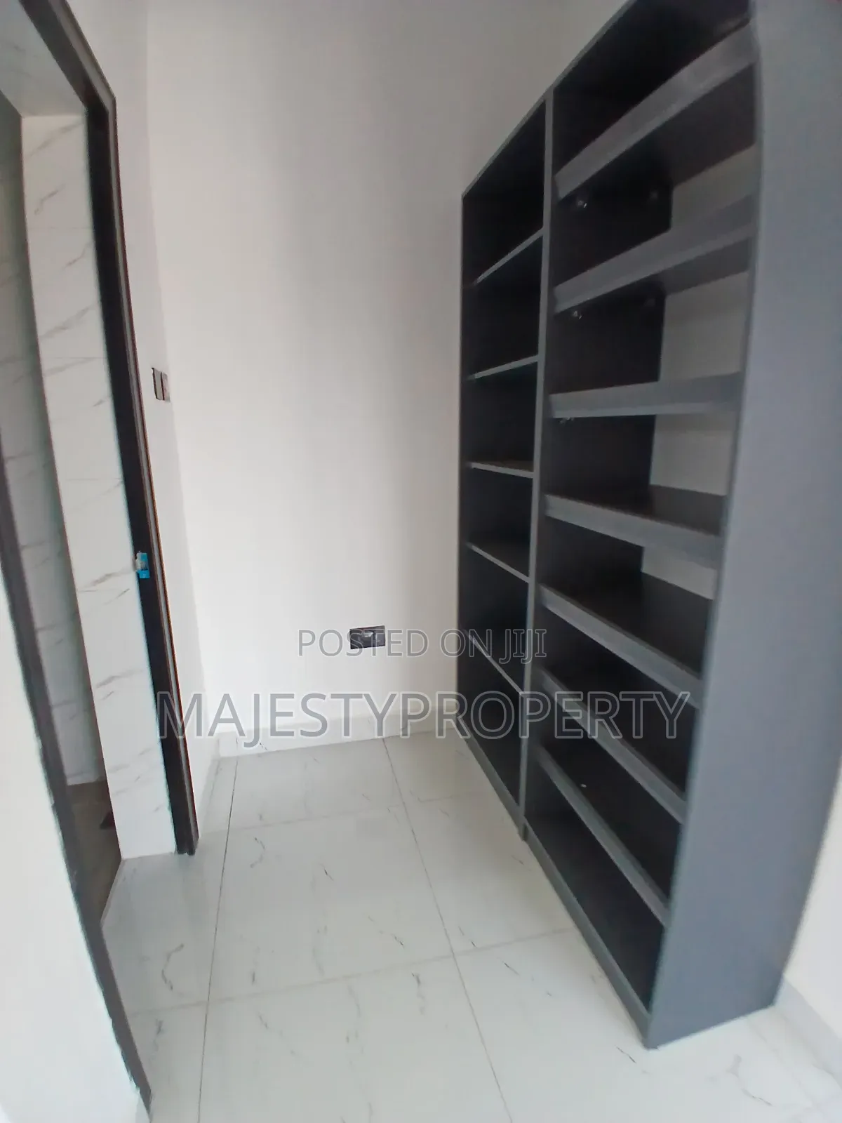 4bdrm House in Batsona, Baatsona Total for sale
