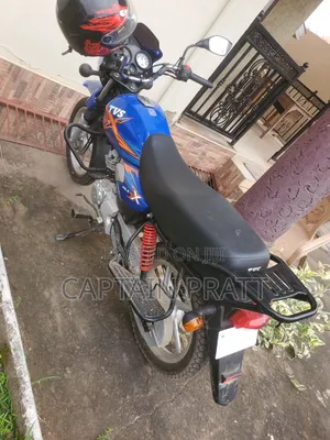New TVS HLX 125 2025 Blue