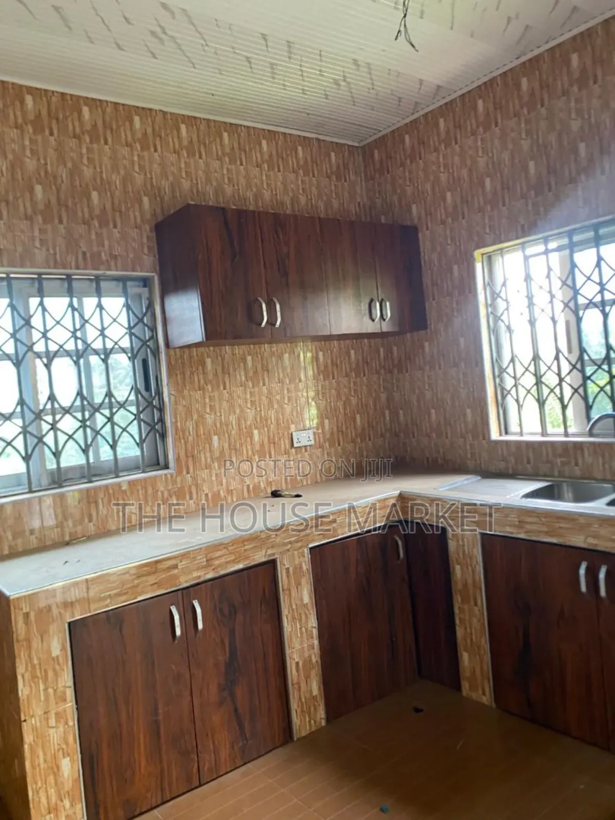 3bdrm House in Tamso Estate, Tarkwa Nsuaem for rent
