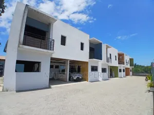 2bdrm Apartment in Batsona, Baatsona Total for sale