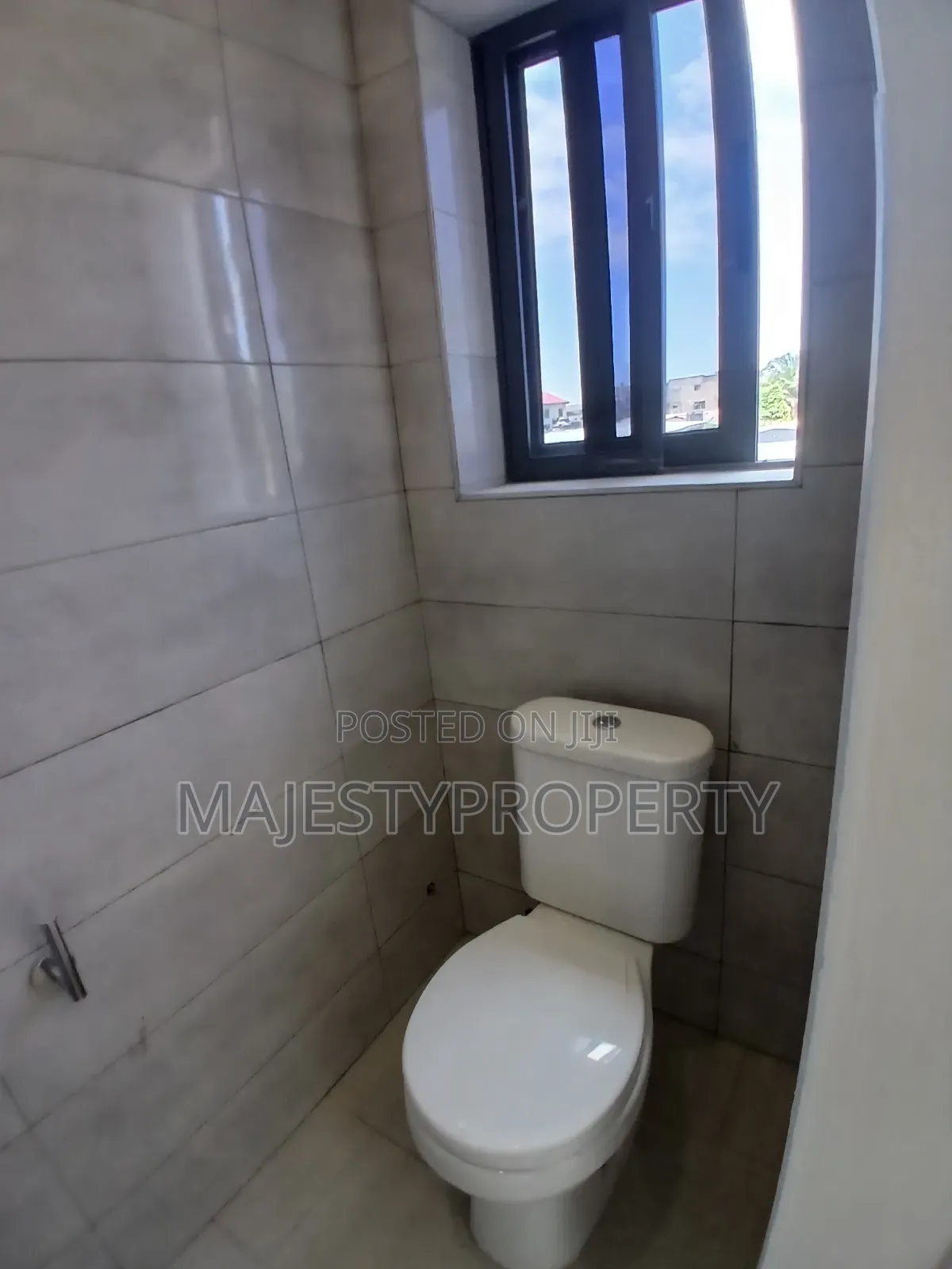 2bdrm Apartment in Batsona, Baatsona Total for sale