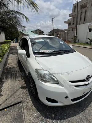 Toyota Yaris 1.3 2008 White