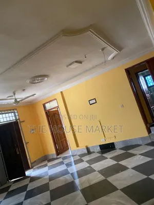 3bdrm House in Akyem Road, Tarkwa Nsuaem for rent