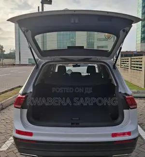 Volkswagen Tiguan 2.0T SE 2021 White