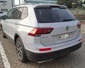 Volkswagen Tiguan 2.0T SE 2021 White