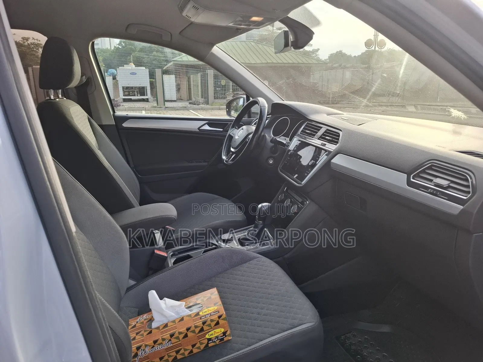Volkswagen Tiguan 2.0T SE 2021 White